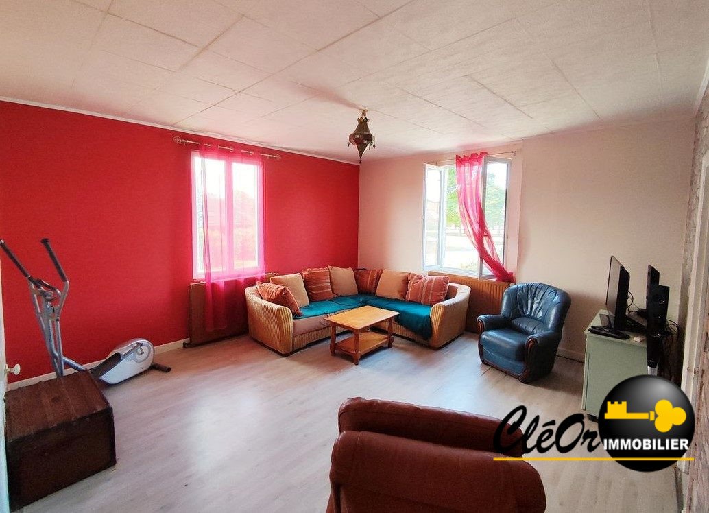 Maison à vendre, 112m², Saint-Ambreuil