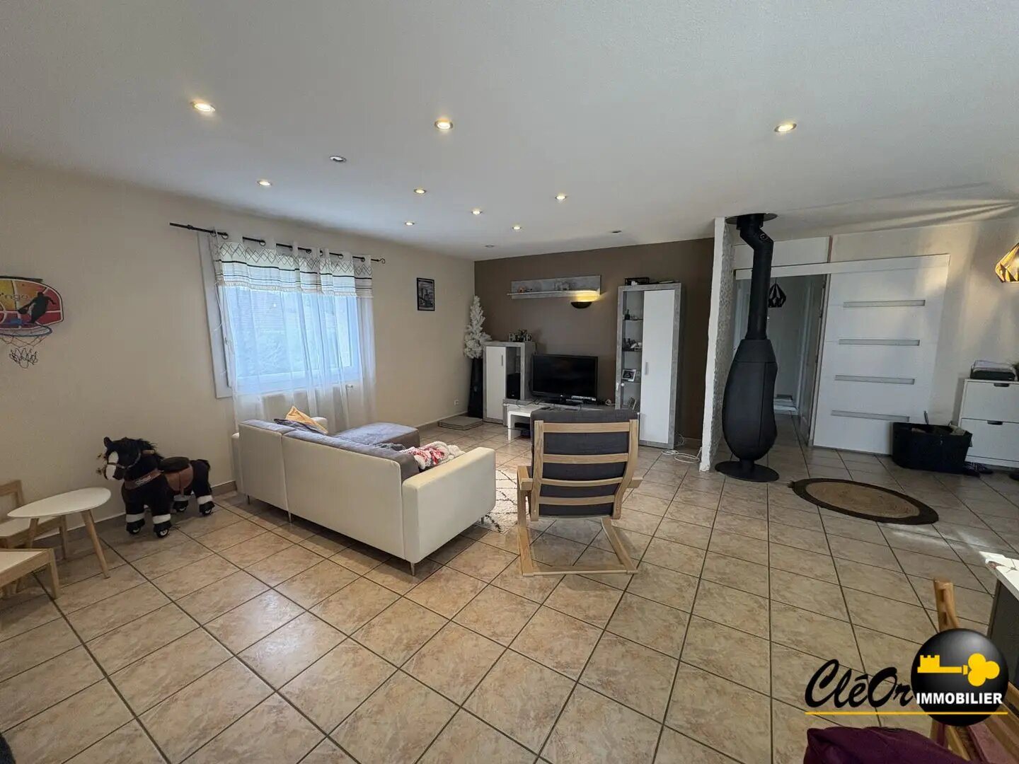 Maison à vendre, 125m², Cousance