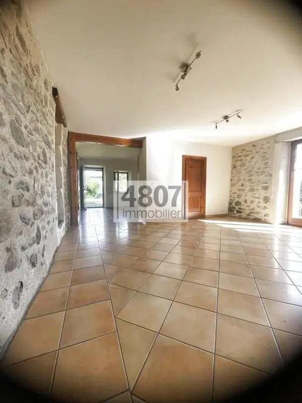 Maison à vendre, 189m², Cranves-Sales