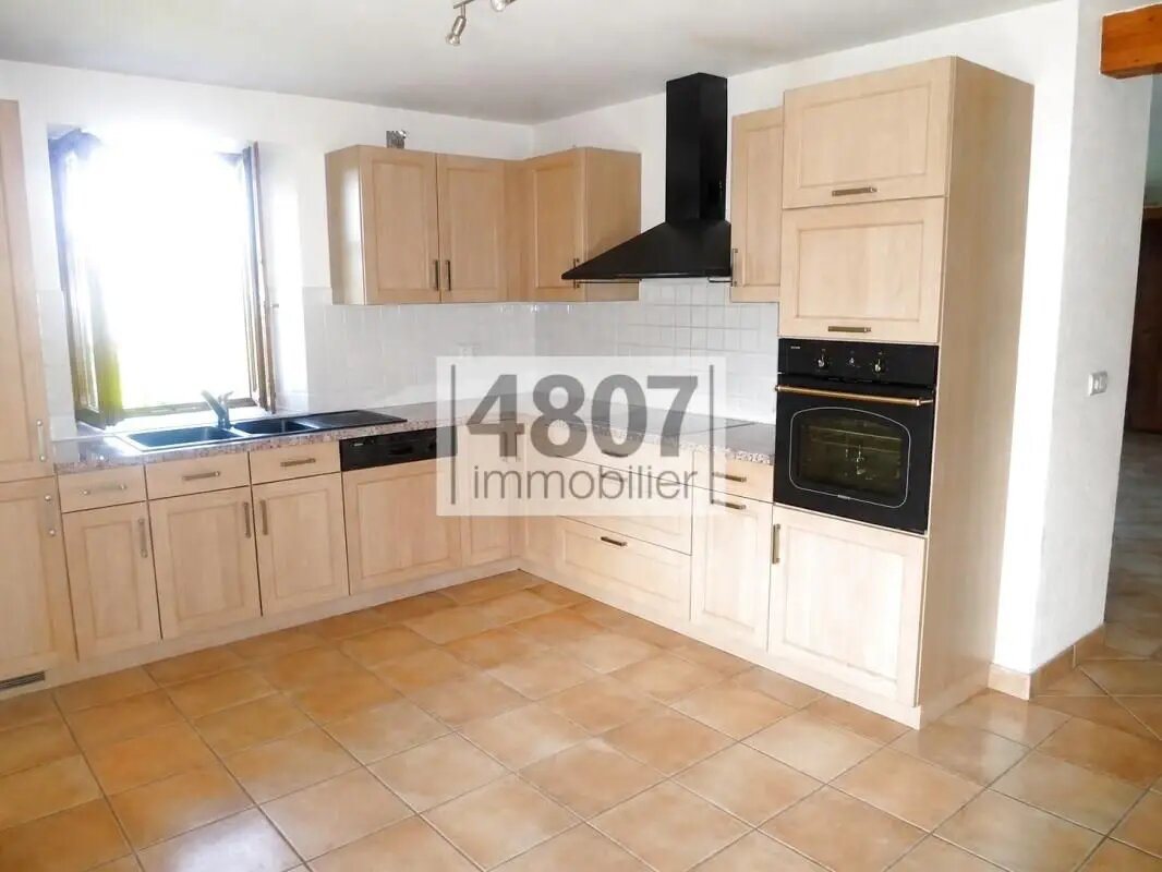 Maison à vendre, 189m², Cranves-Sales
