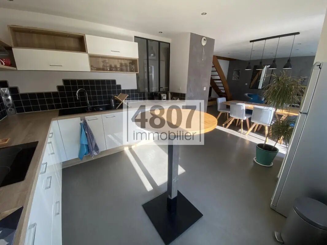 Appartement à vendre, 84m², La Roche-sur-Foron