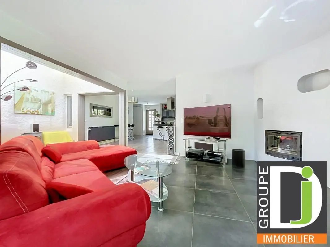 Maison à vendre, 209m², Montéléger