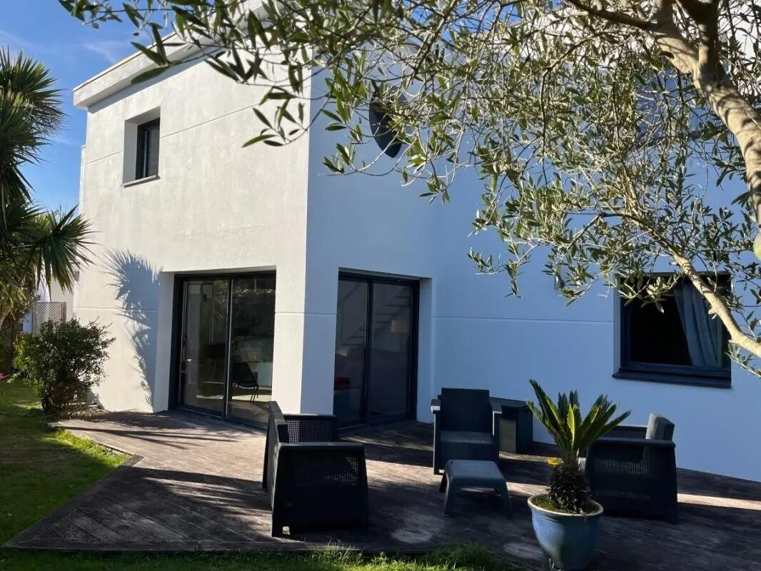 Maison à vendre, 140m², Larmor-Plage