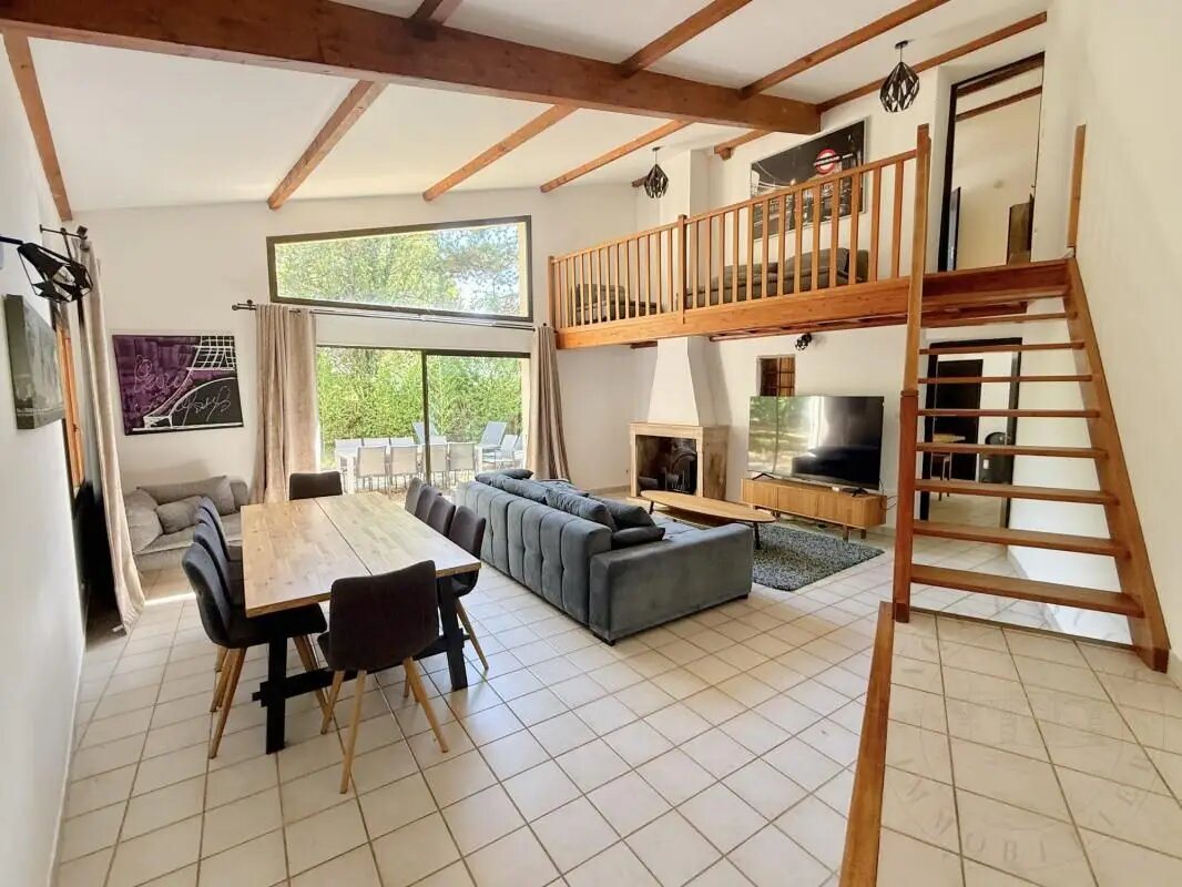 Maison à louer, 161m², Chaponost
