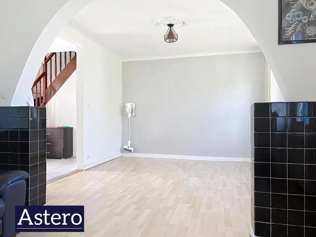 Maison à vendre, 56m², Priziac
