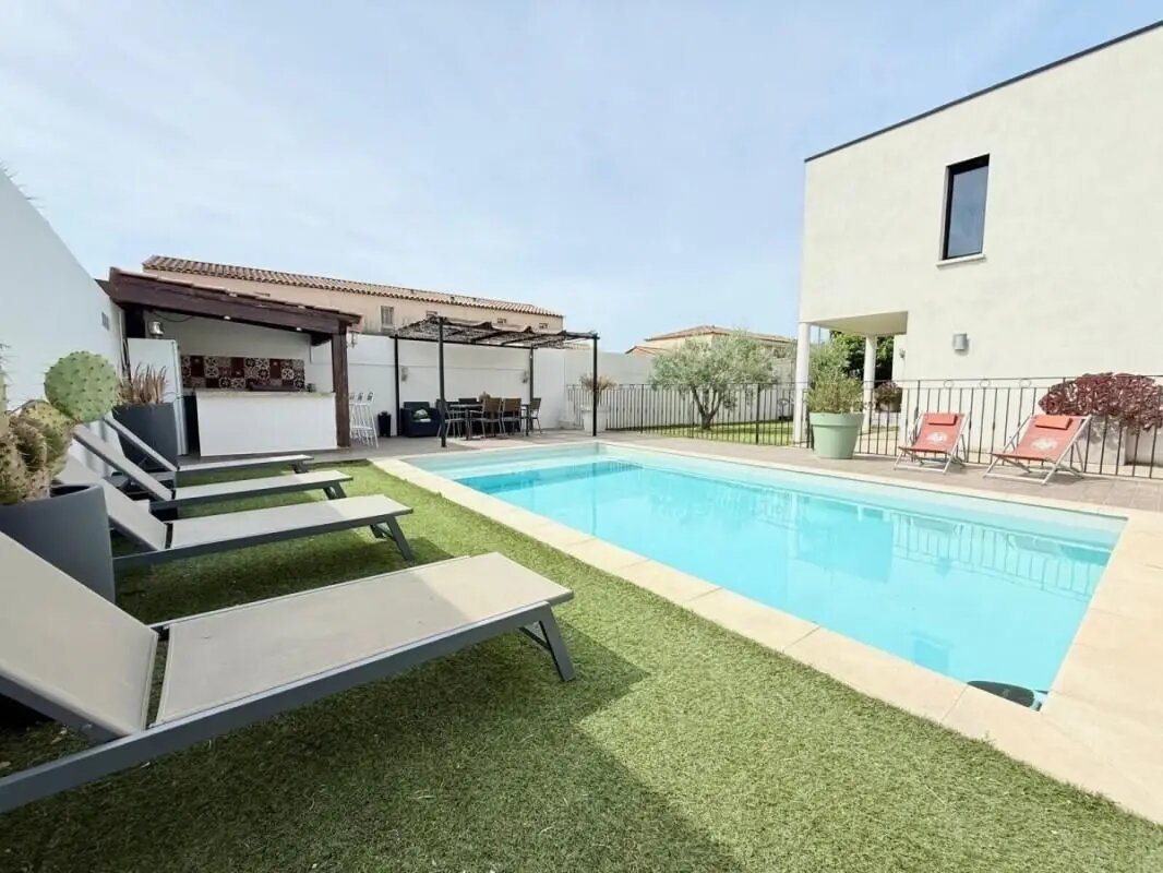 Maison à vendre, 178m², Clarensac