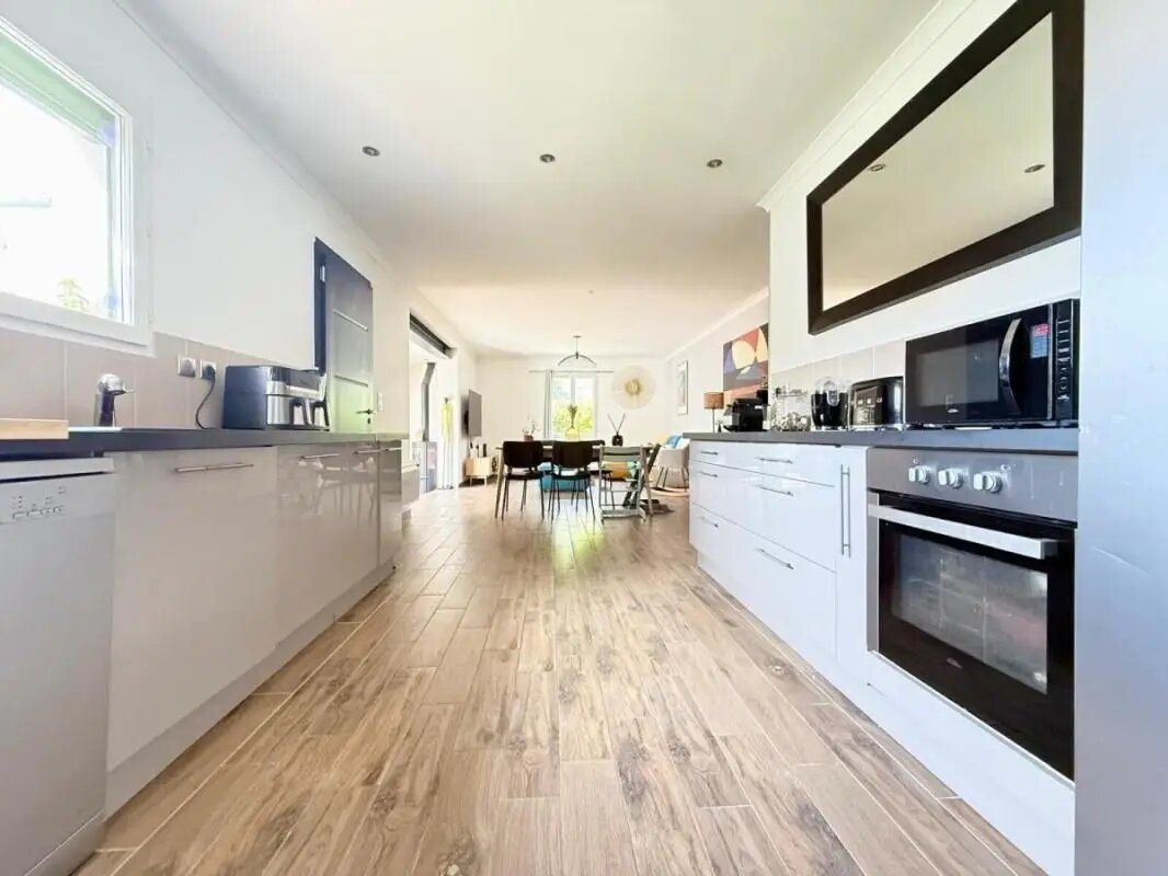 Maison à vendre, 178m², Clarensac