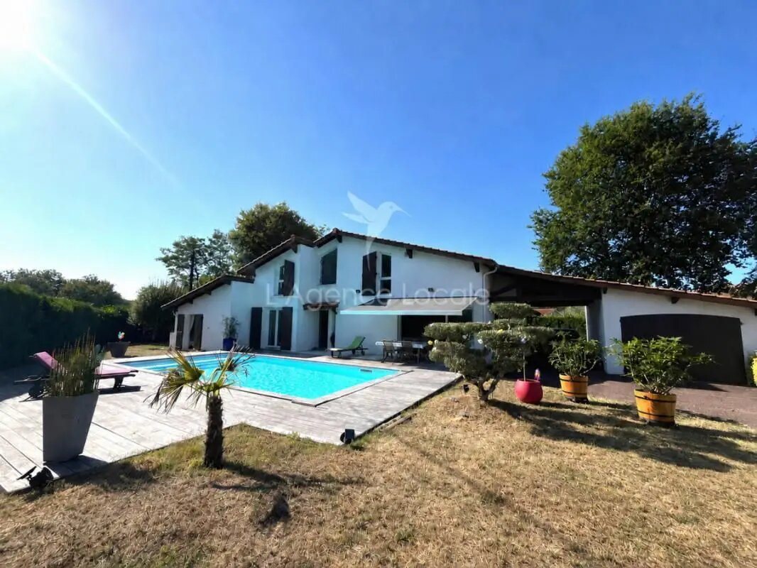 Maison à vendre, 186m², Saint-Aubin-de-Médoc