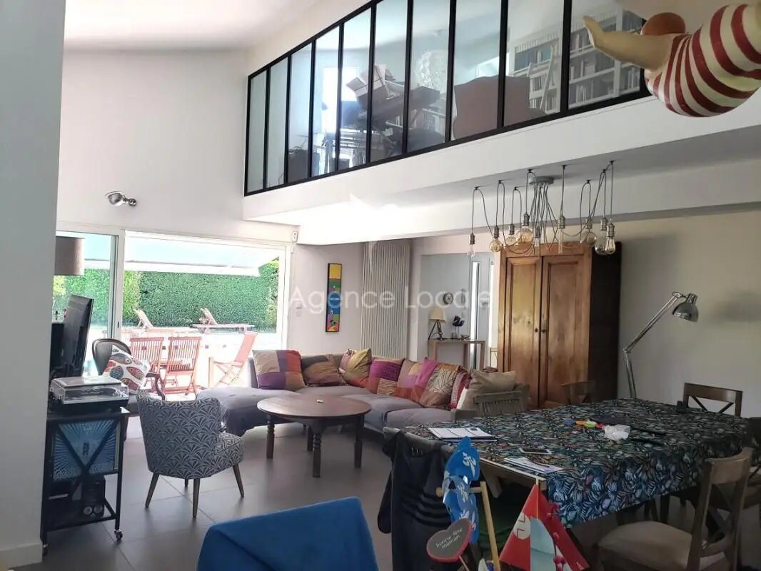 Maison à vendre, 186m², Saint-Aubin-de-Médoc