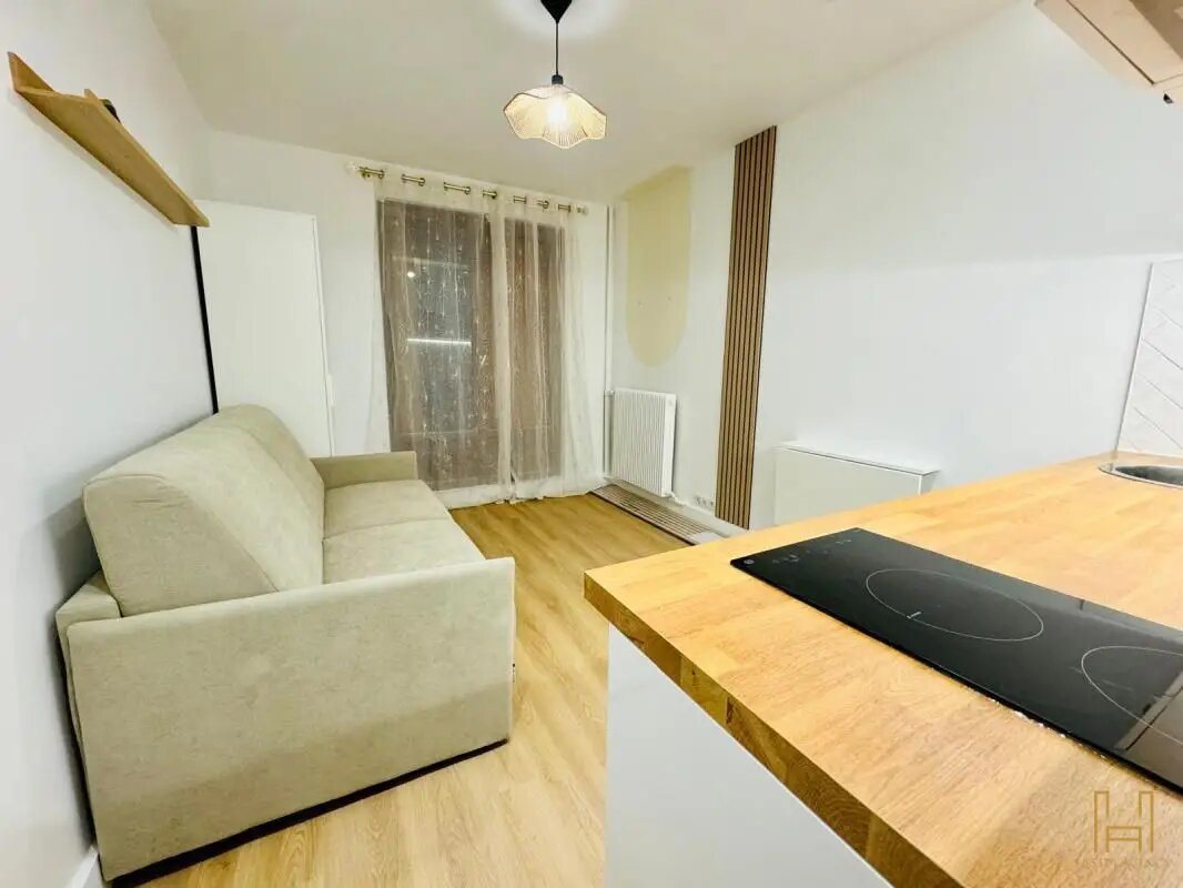 Appartement à louer, 17m², Versailles