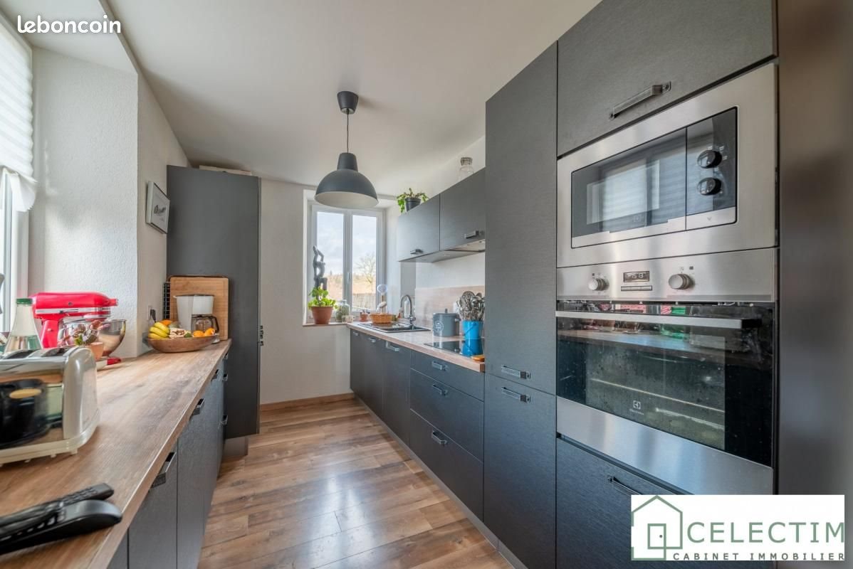 Appartement à vendre, 106m², Doubs