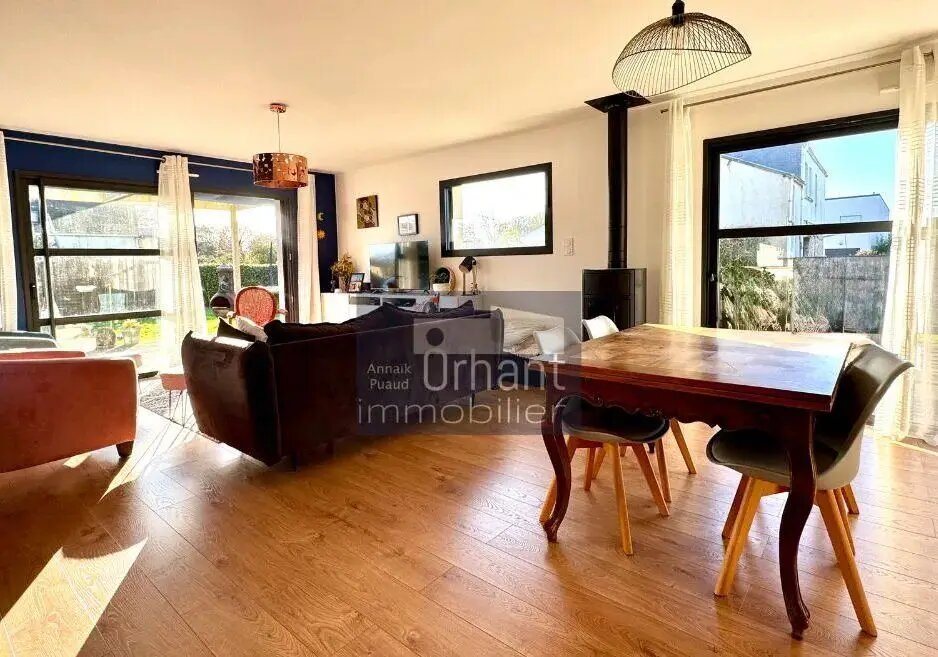 Maison à vendre, 128m², Plougoumelen