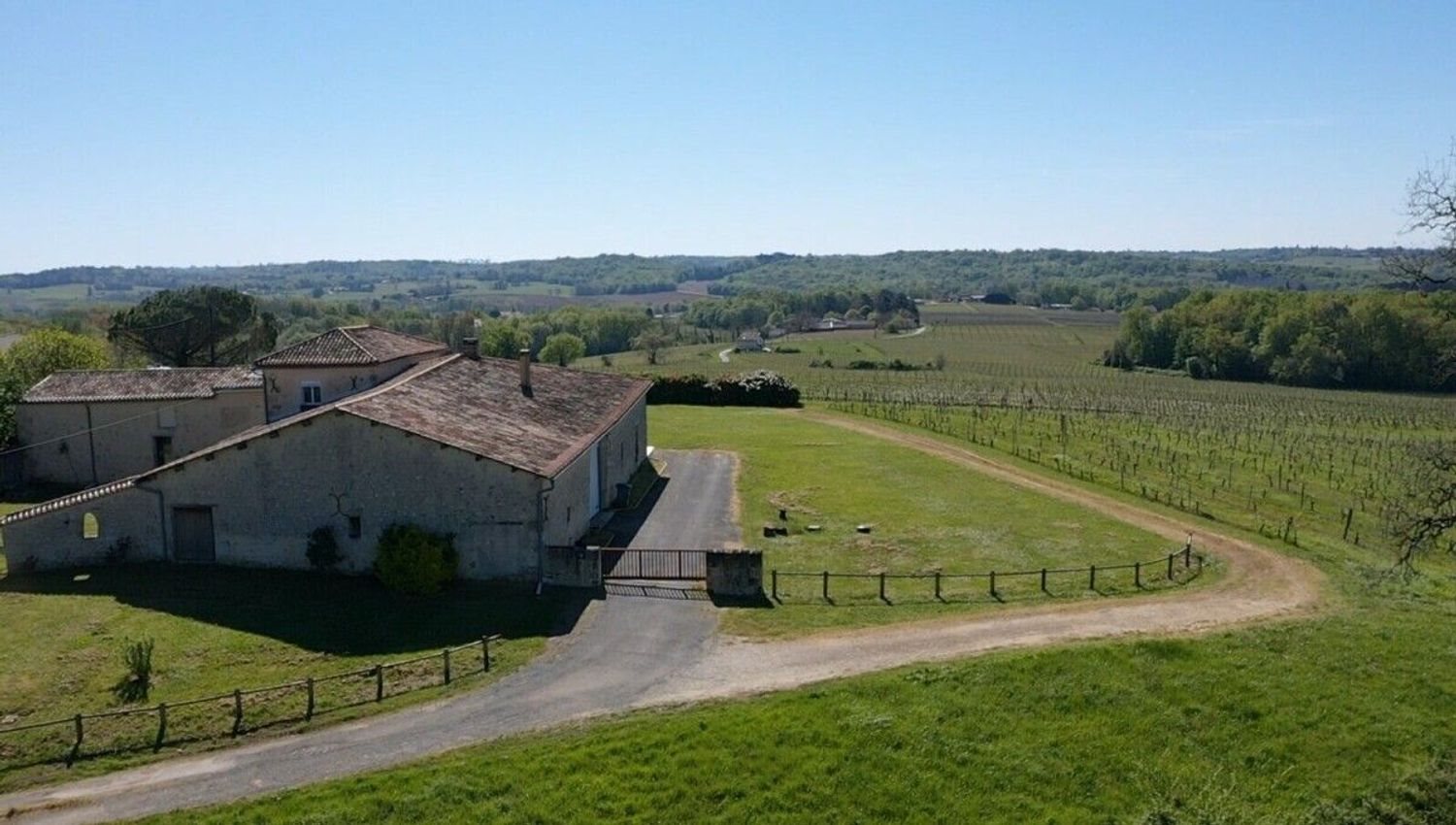 Maison à vendre, 192m², Escoussans