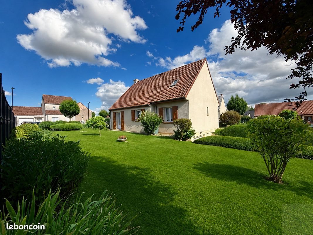 Maison à vendre, 122m², Nesle