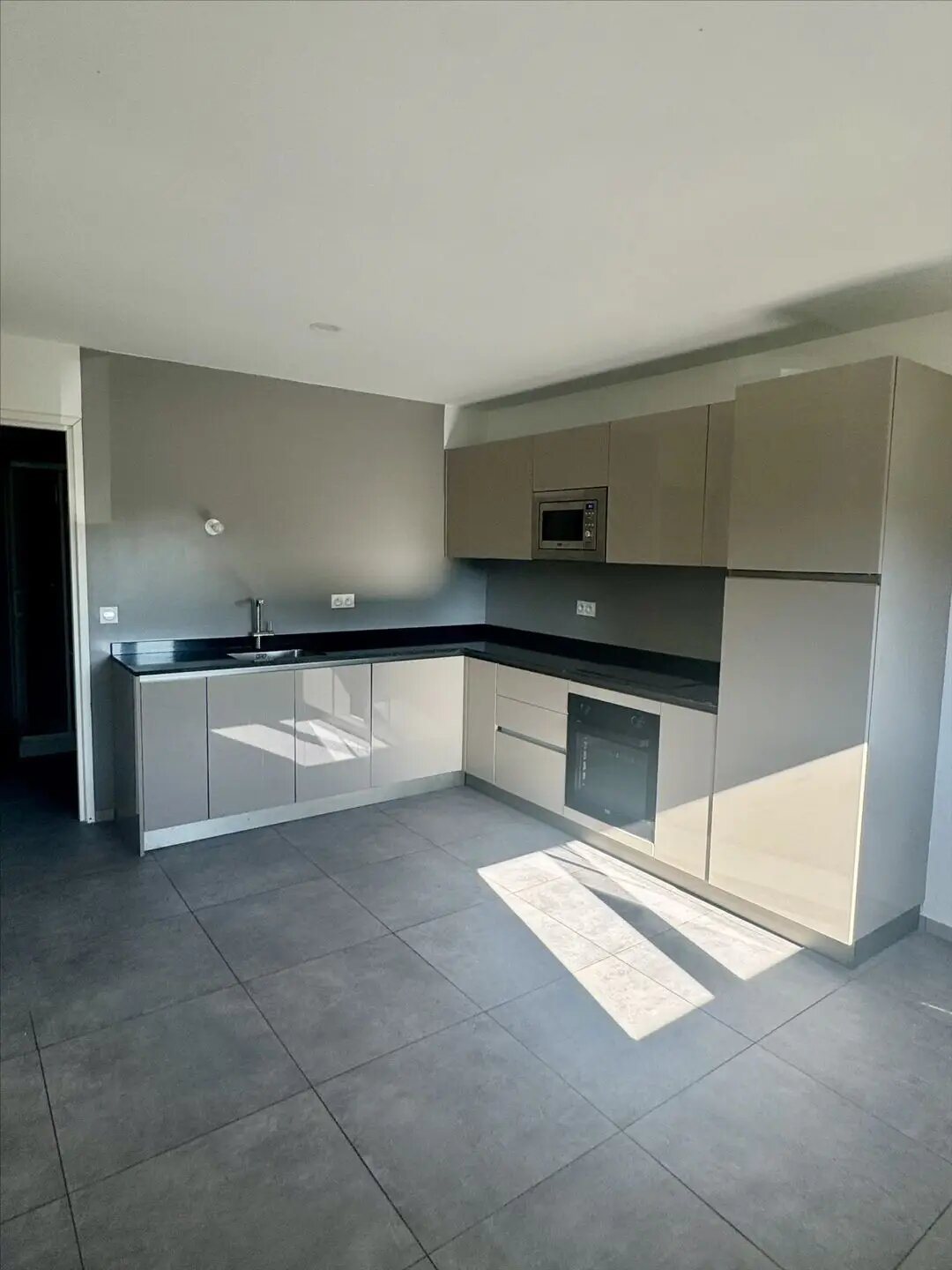 Appartement à louer, 150m², Viry