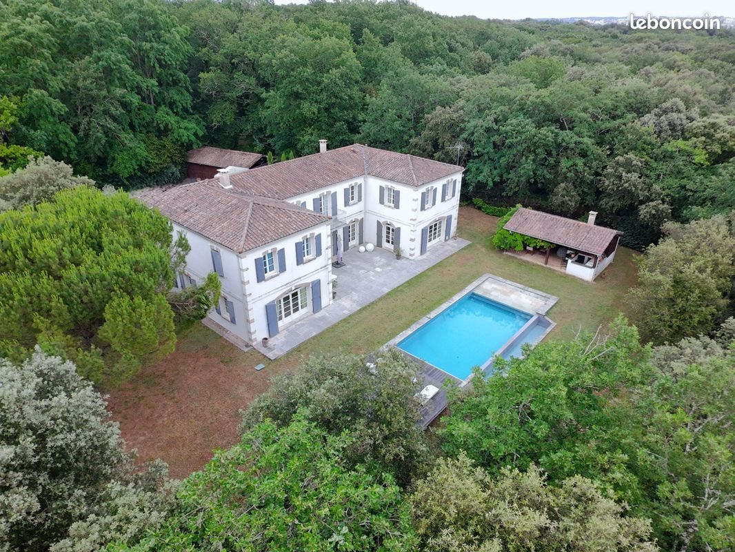 Maison à vendre, 418m², Saint-Yrieix-sur-Charente