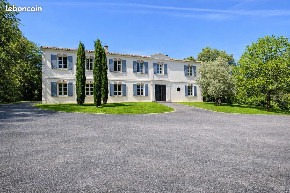 Maison à vendre, 418m², Saint-Yrieix-sur-Charente