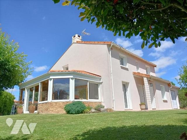 Maison à vendre, 201m², Saint-Sébastien-sur-Loire