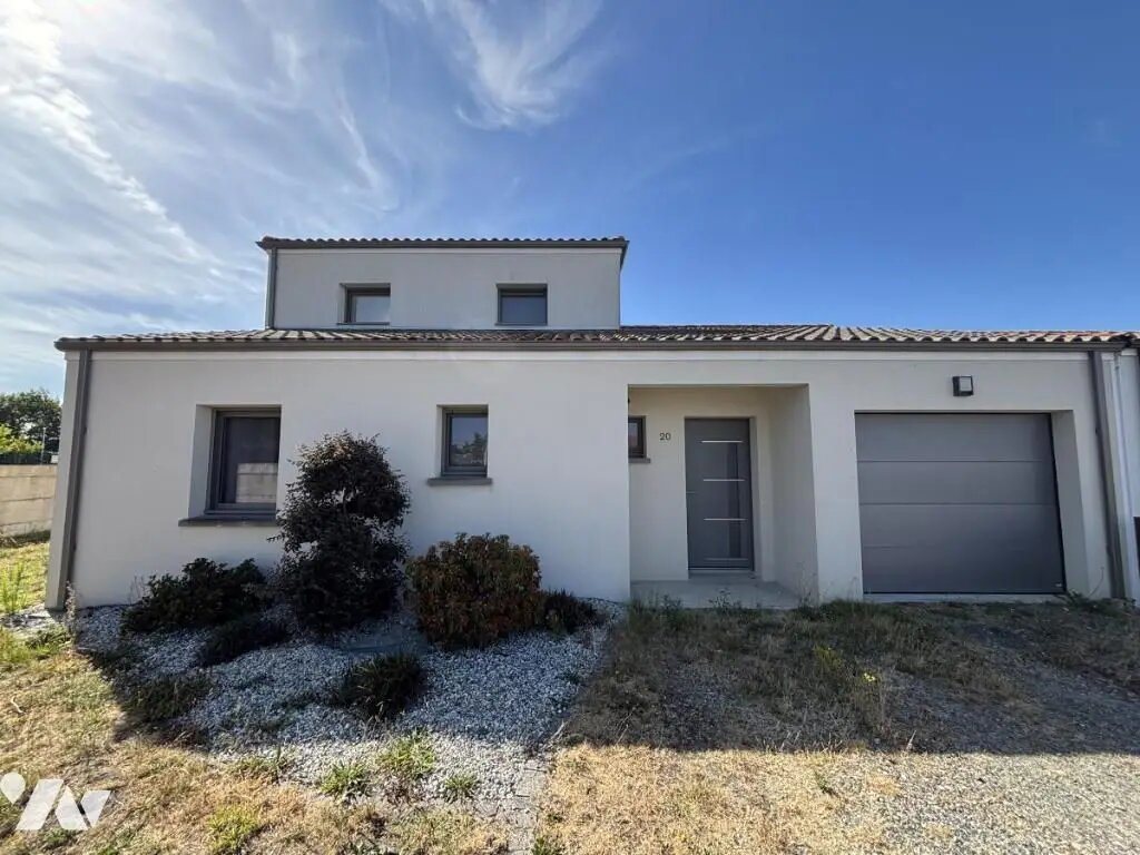 Maison à vendre, 4m², Aigrefeuille-sur-Maine