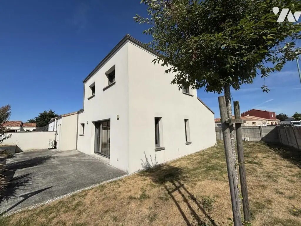 Maison à vendre, 4m², Aigrefeuille-sur-Maine