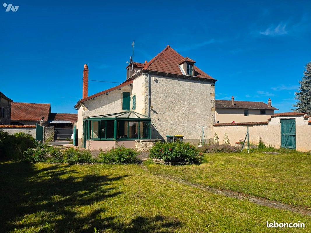 Maison à vendre, 140m², Effiat