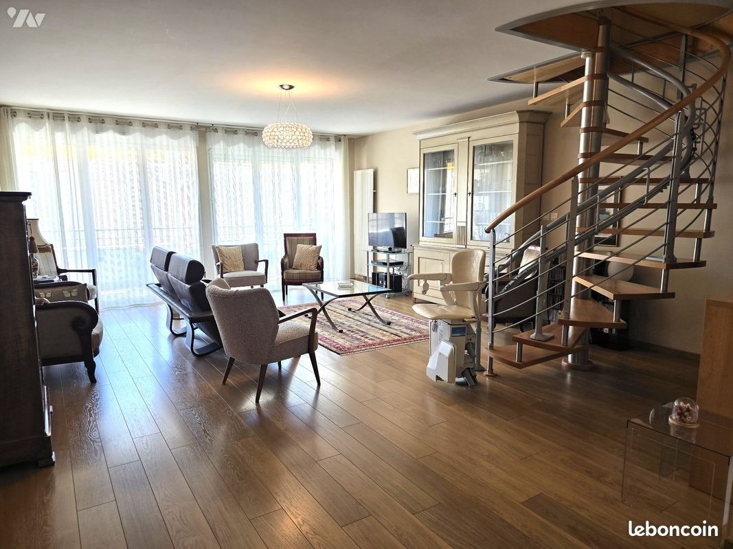 Appartement à vendre, 138m², Vichy