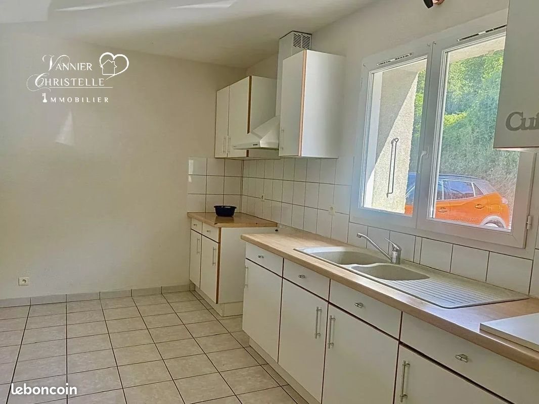 Appartement à vendre, 82m², Féternes