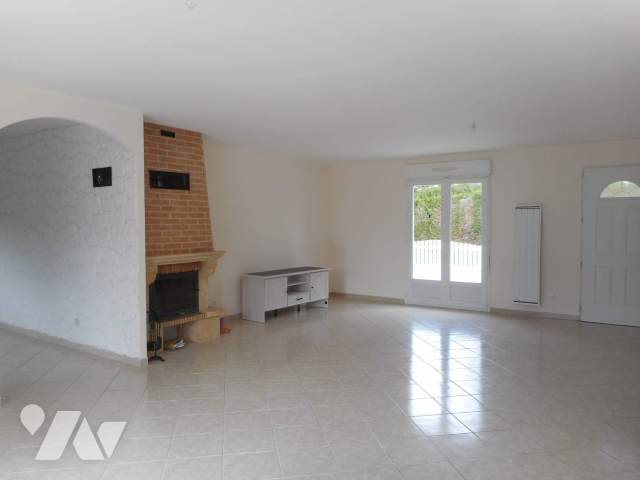 Maison à louer, 126m², Bléré