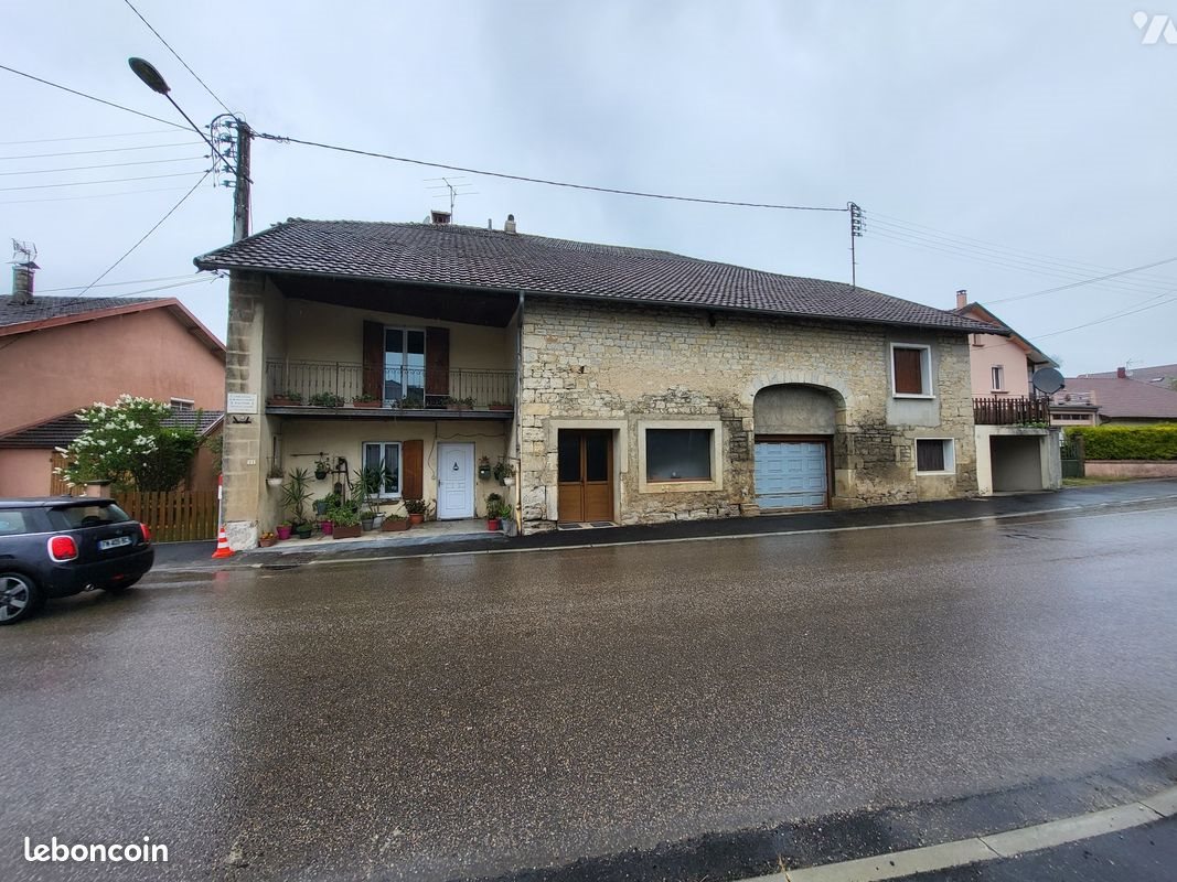 Maison à vendre, 254m², Crotenay