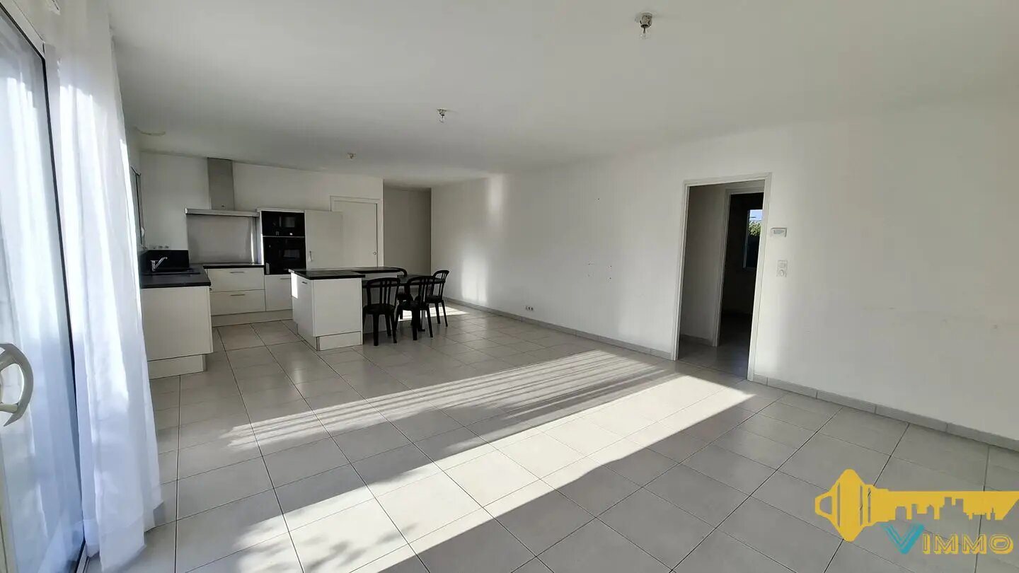 Maison à vendre, 97m², Sainte-Pazanne