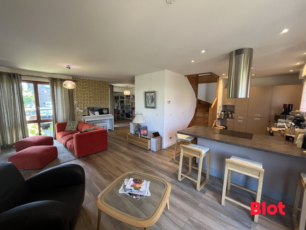 Maison à vendre, 142m², Pont-Péan