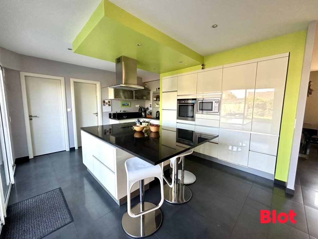 Maison à vendre, 148m², Orgères