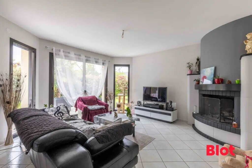 Maison à vendre, 137m², Pont-Péan