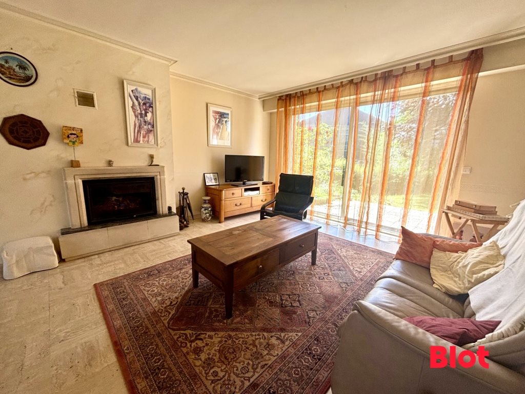Maison à vendre, 185m², Chartres-de-Bretagne