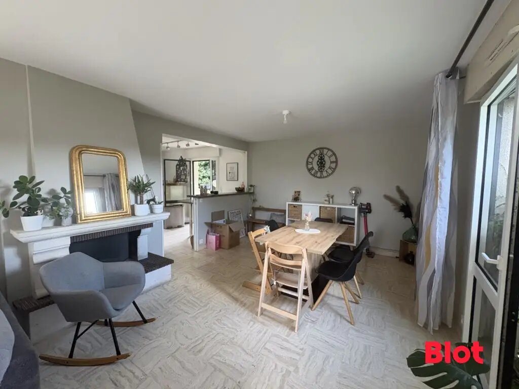 Maison à louer, 143m², Chartres-de-Bretagne