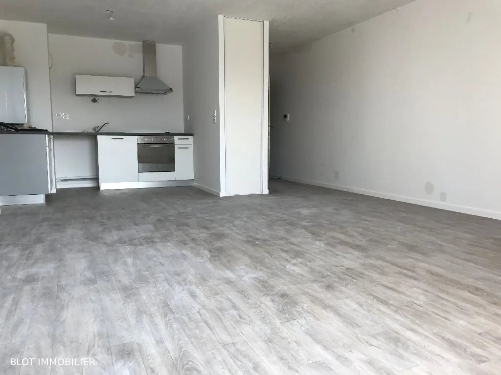 Appartement à louer, 70m², Chartres-de-Bretagne