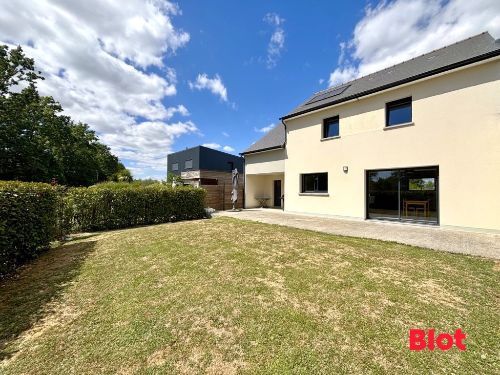 Maison à vendre, 93m², Noyal-Châtillon-sur-Seiche
