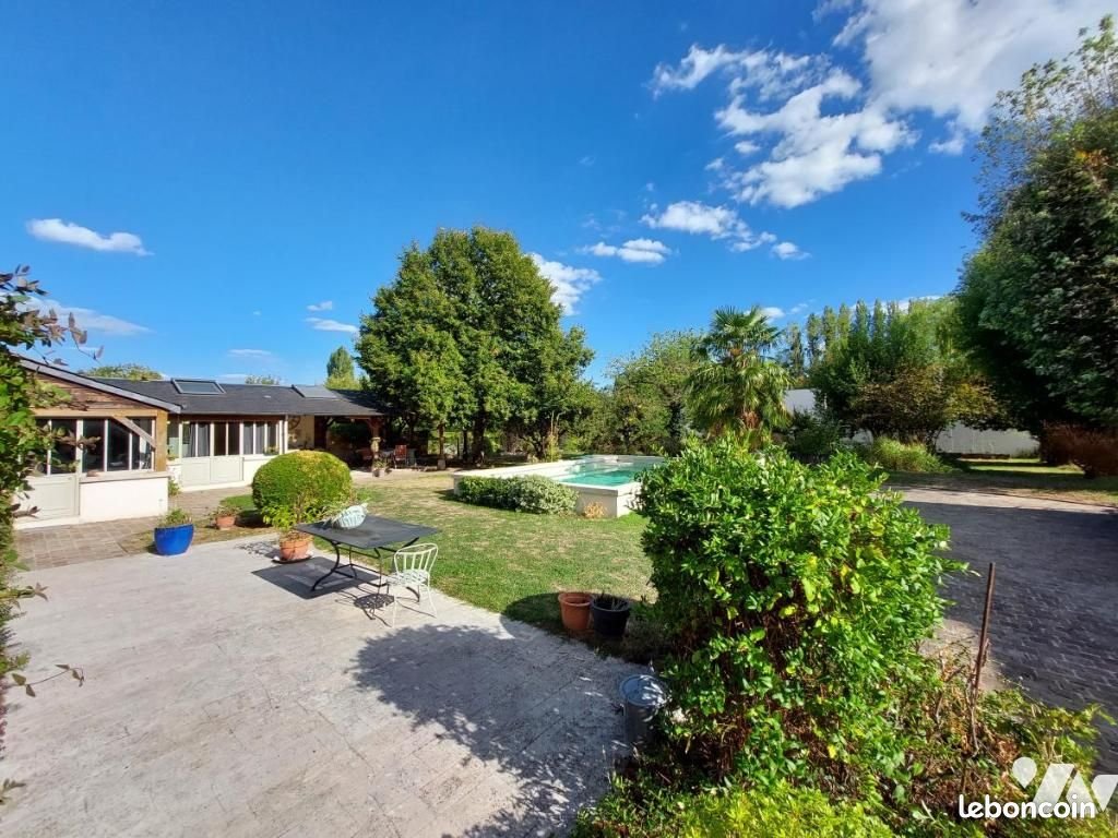 Maison à vendre, 204m², Fay-aux-Loges