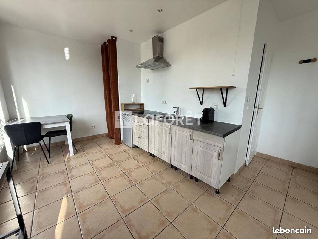 Appartement à louer, 23m², Orléans