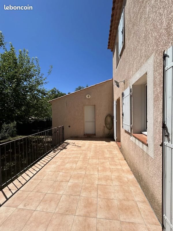 Maison à louer, 85m², Jouques