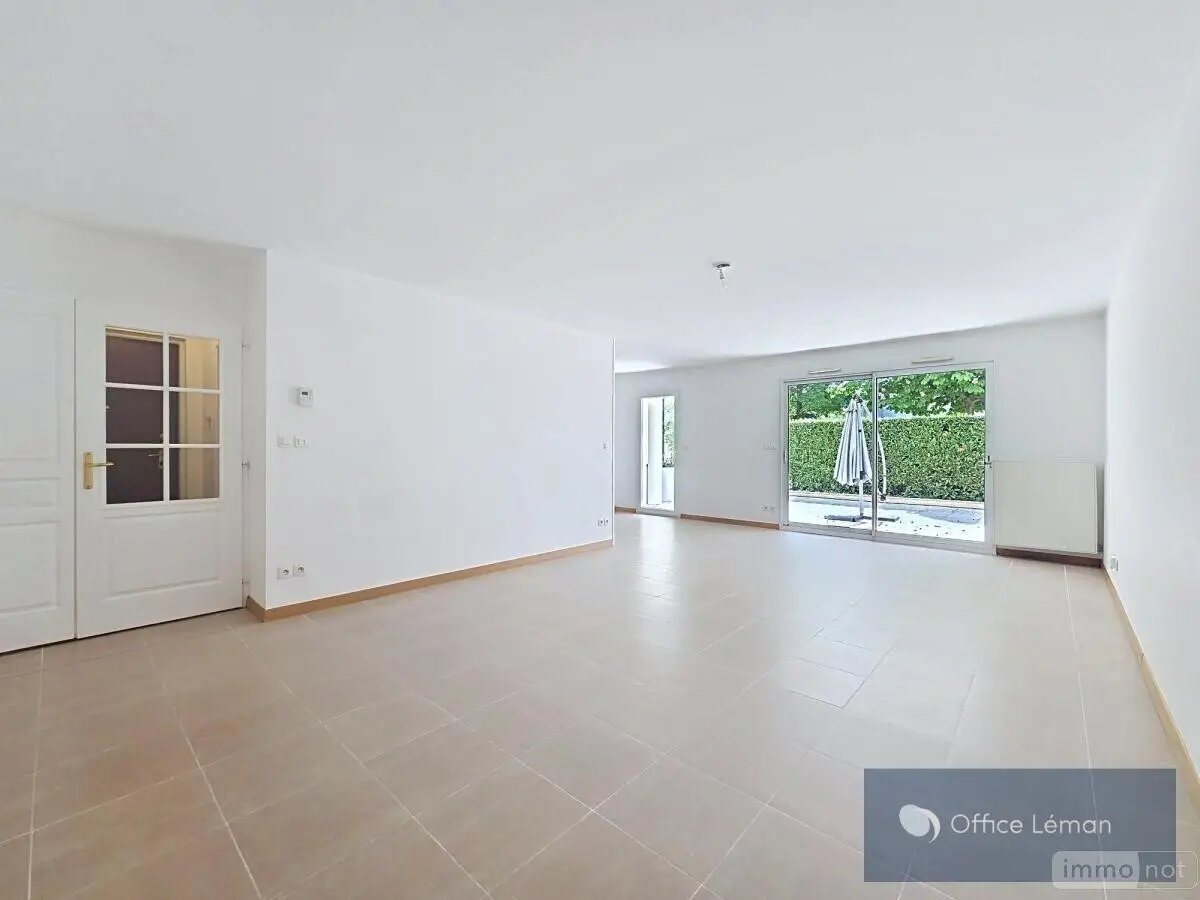 Appartement à vendre, 83m², Ferney-Voltaire