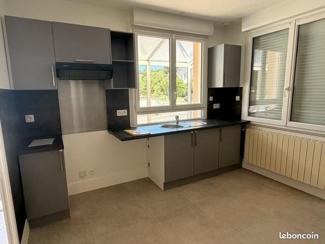 Maison à louer, 140m², Mâcon