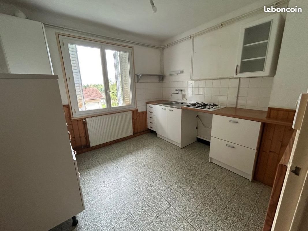 Appartement à louer, 40m², Buellas