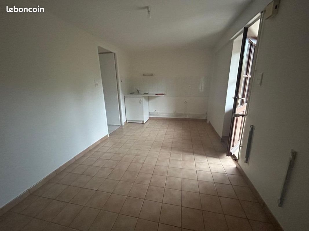 Appartement à louer, 70m², Vonnas