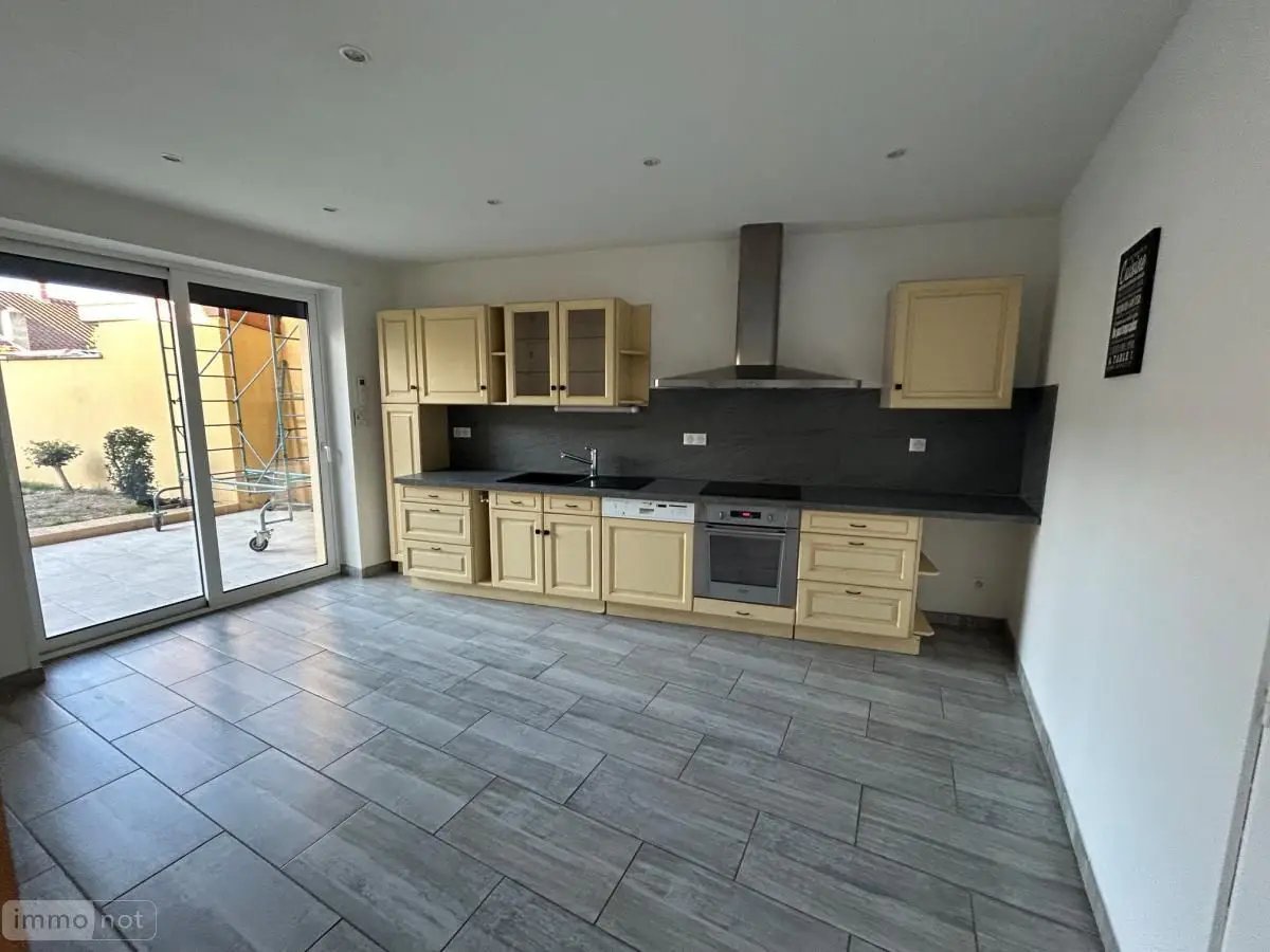 Appartement à louer, 125m², Polliat