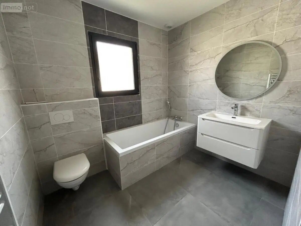 Maison à louer, 105m², Attignat