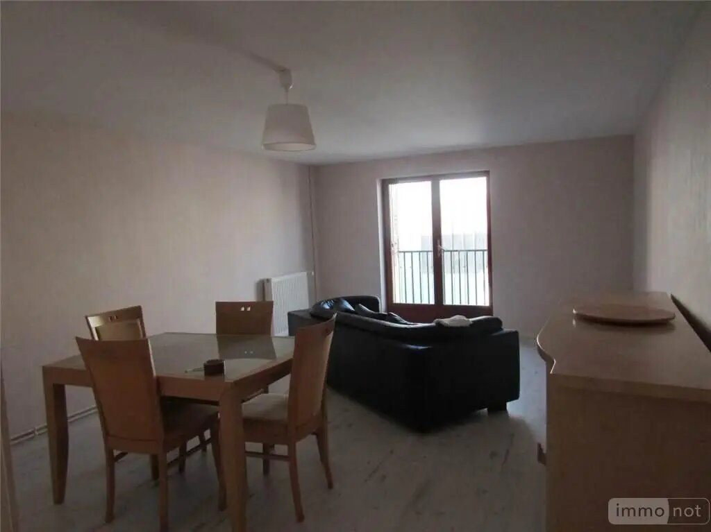 Appartement à louer, 85m², Vonnas