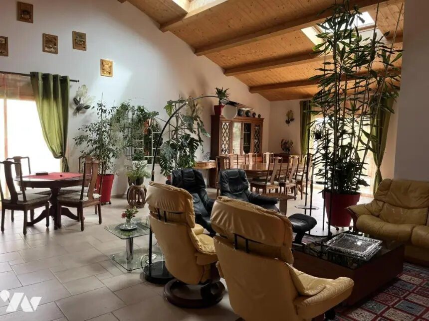 Maison à vendre, 330m², Saint-Vincent-sur-Jard