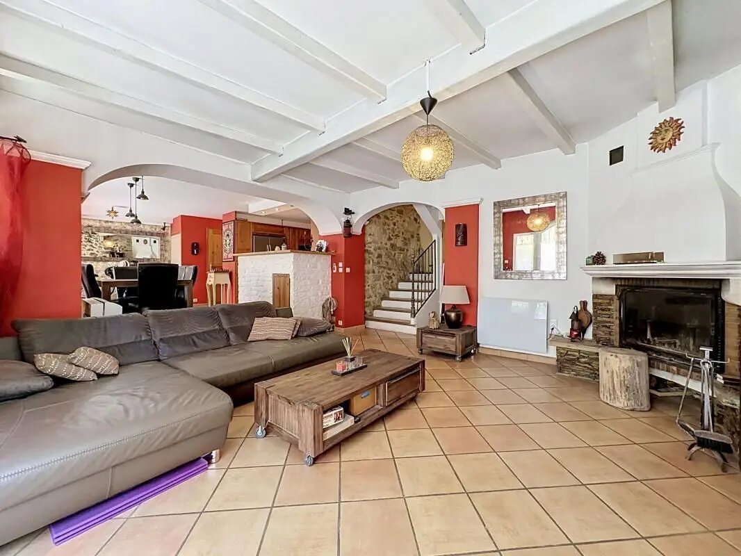 Maison à vendre, 117m², Saint-Nazaire-de-Pézan