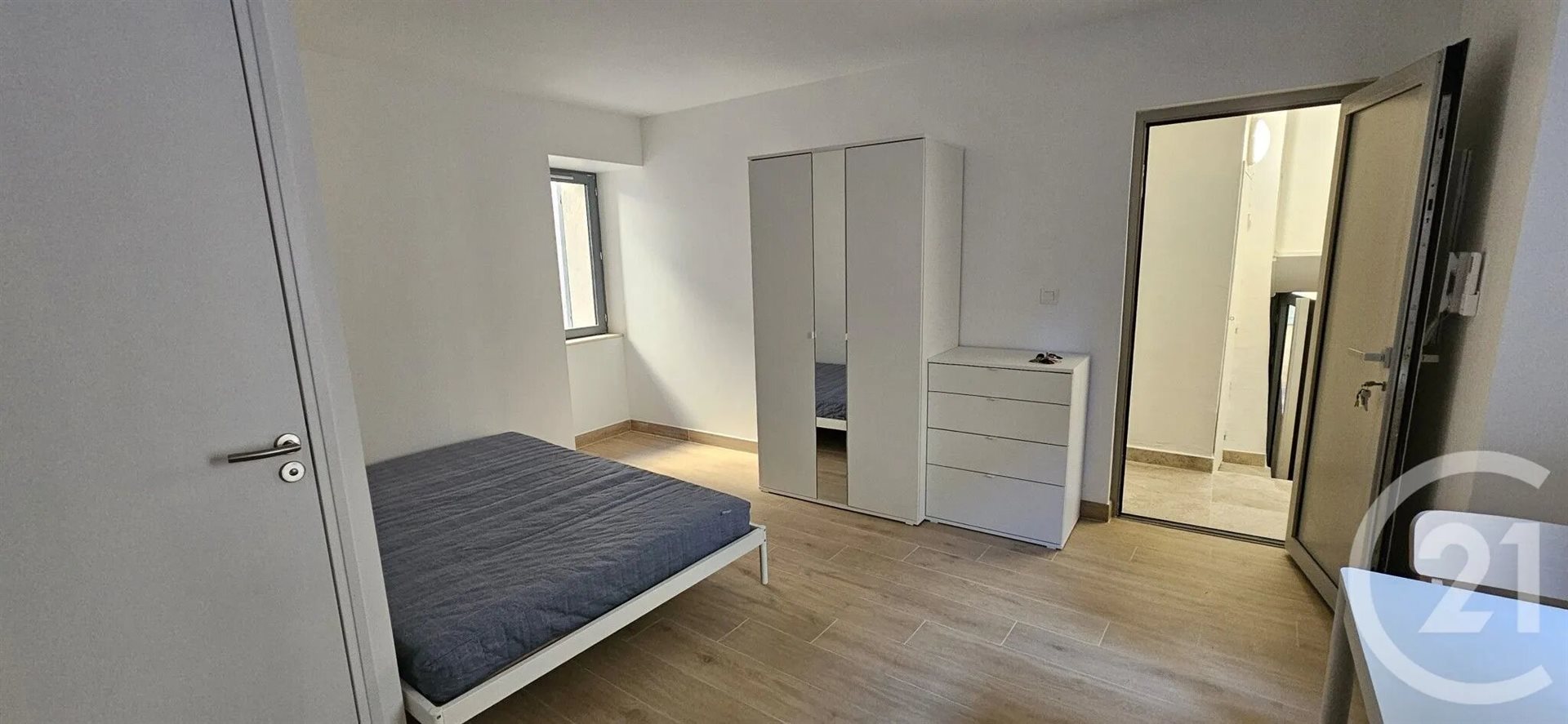 Appartement à louer, 27m², Forcalquier